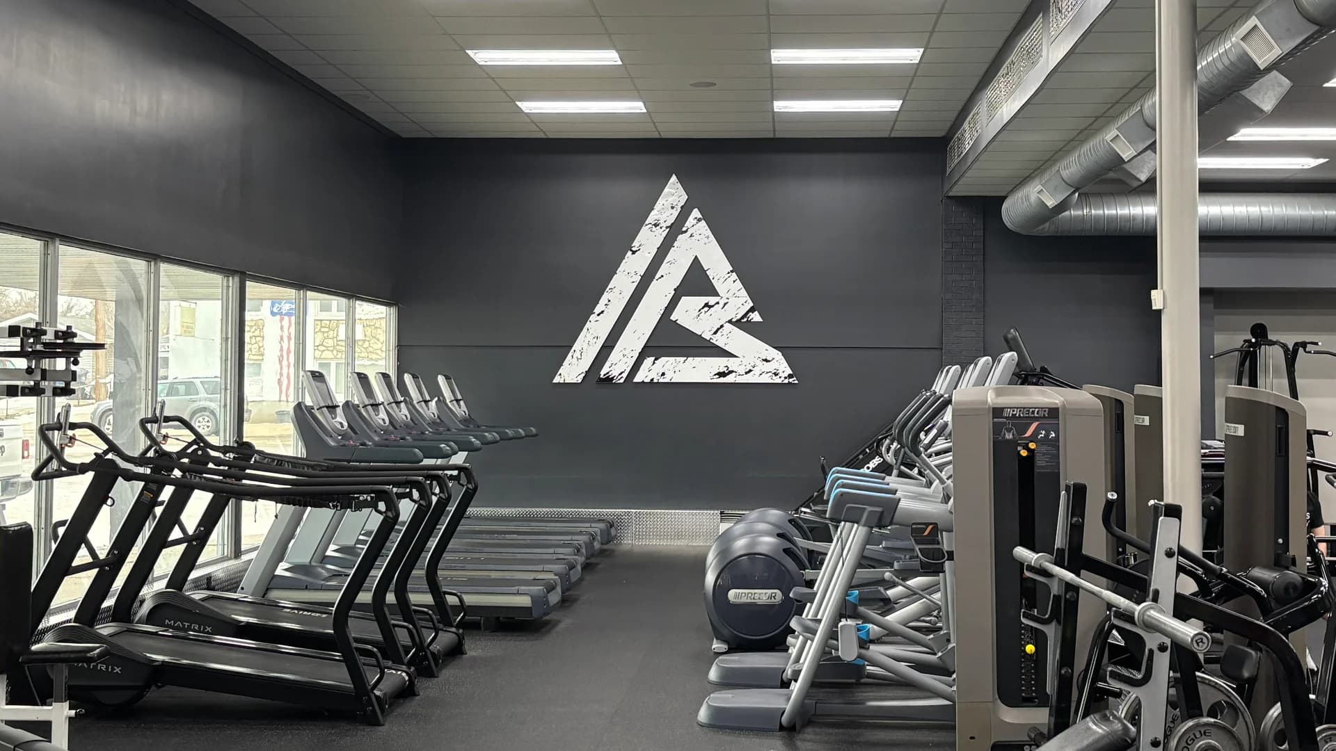 Iron Bar Fitness gym interior